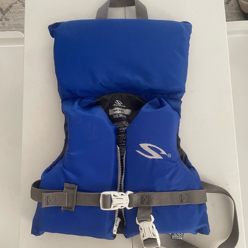 STEARNS infant life jacket.